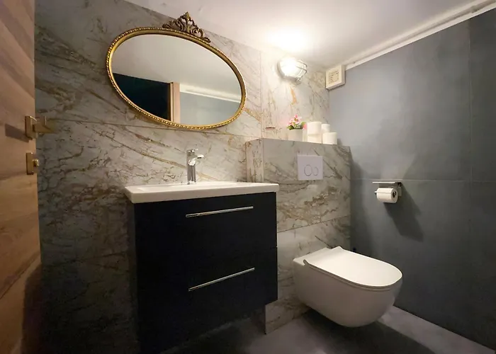 The Address Loft - Devotion * Budapesta